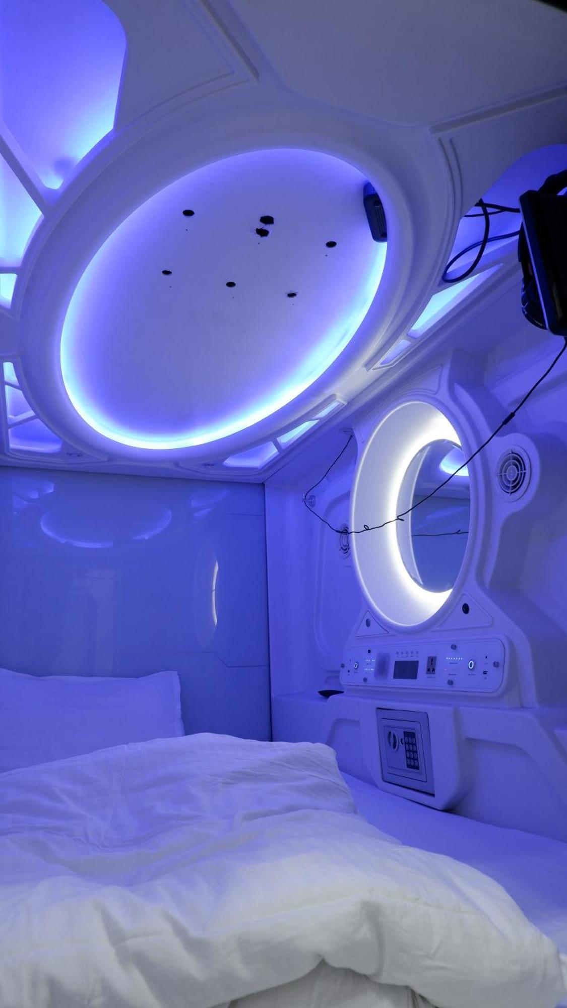 מלון מומביי Astropods מראה חיצוני תמונה